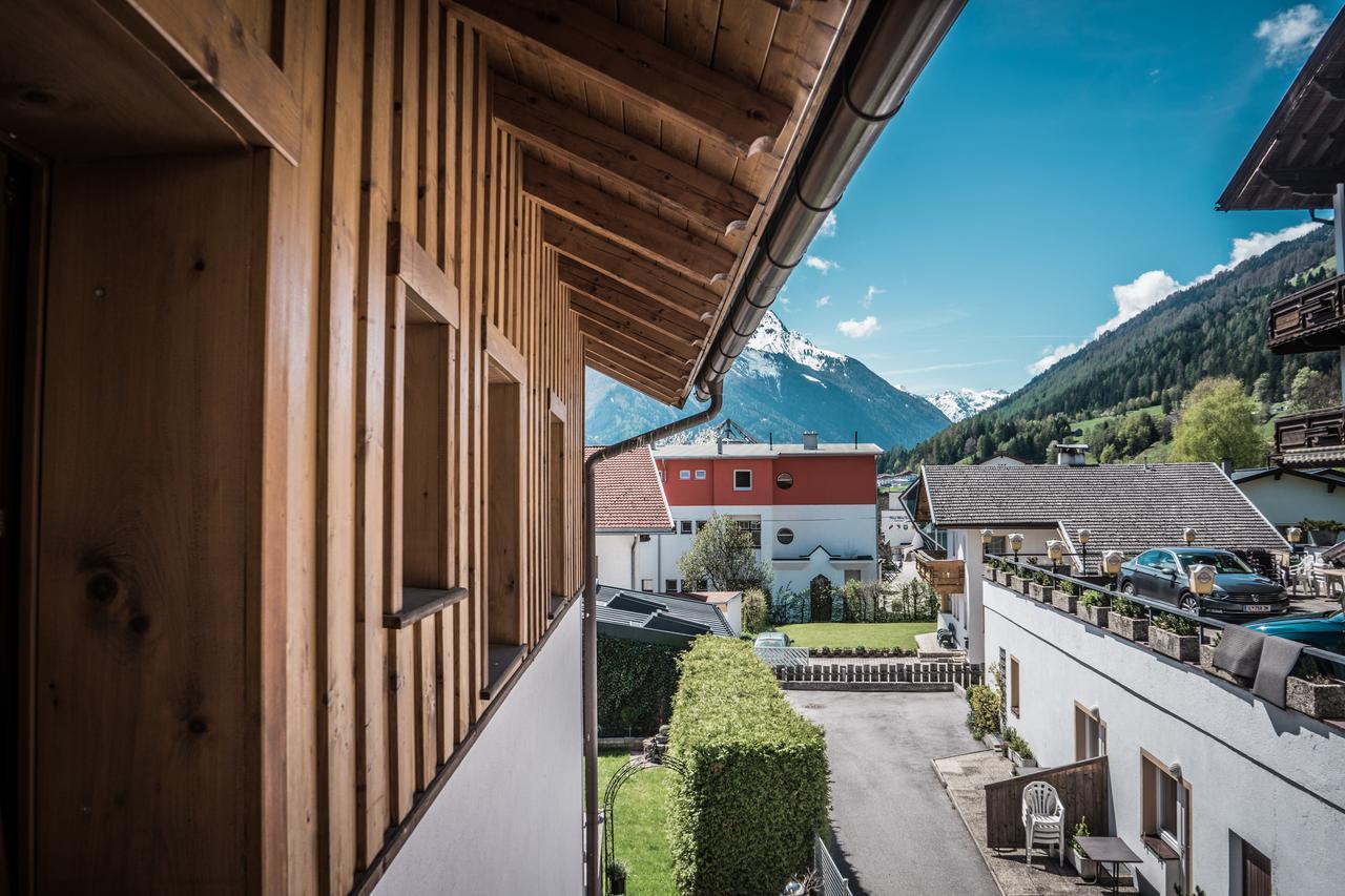 Haus Bacher Fulpmes Exterior photo